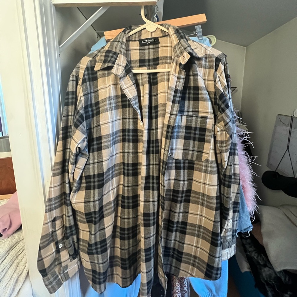 Kittenish Flannel: Large, Lightly Worn